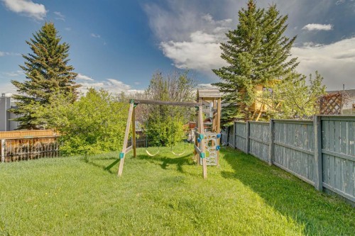 34 Shawfield Place Sw, Calgary, AB - Outdoor
