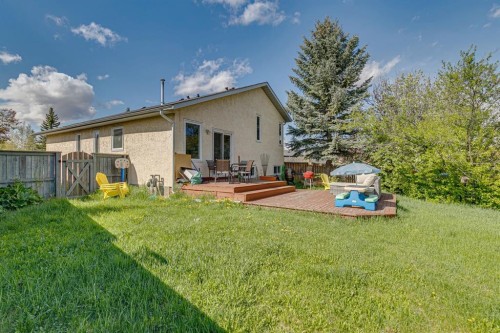 34 Shawfield Place Sw, Calgary, AB - Outdoor With Deck Patio Veranda