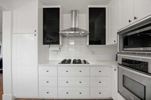 32 Westminster Drive Sw, Calgary, AB 