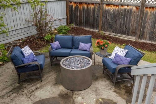 32 Westminster Drive Sw, Calgary, AB 