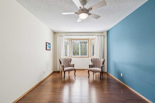 47 Sunlake Close Se, Calgary, AB - Indoor Photo Showing Other Room