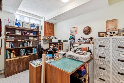 47 Sunlake Close Se, Calgary, AB - Indoor Photo Showing Office