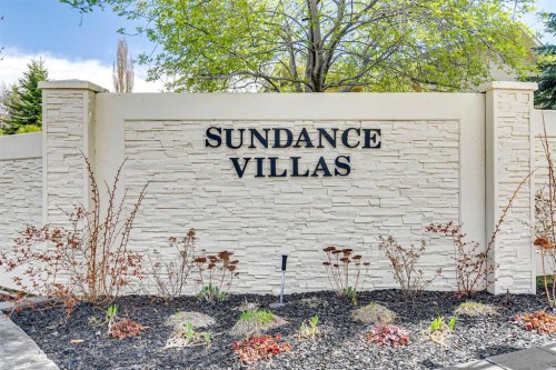 47 Sunlake Close Se, Calgary, AB - Outdoor