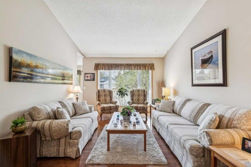 47 Sunlake Close Se, Calgary, AB - Indoor Photo Showing Living Room