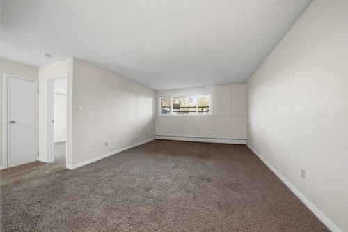 4746 55 Street, Red Deer, AB - Indoor Photo Showing Other Room