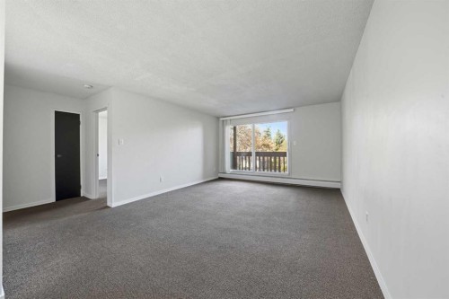 4746 55 Street, Red Deer, AB - Indoor