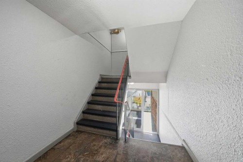 4746 55 Street, Red Deer, AB - Indoor Photo Showing Other Room