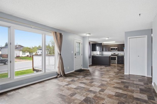 4525 Shannon Drive, Olds, AB - Indoor