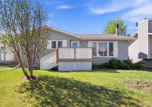 4525 Shannon Drive, Olds, AB - Outdoor With Deck Patio Veranda