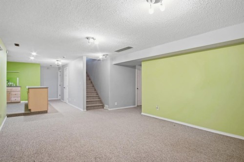 4525 Shannon Drive, Olds, AB - Indoor