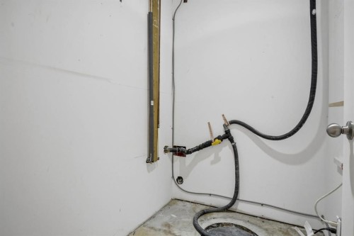 4525 Shannon Drive, Olds, AB - Indoor