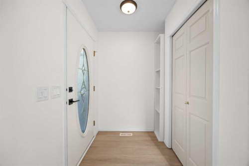 176 Arbour Grove Close Nw, Calgary, AB - Indoor Photo Showing Other Room