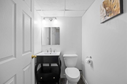 176 Arbour Grove Close Nw, Calgary, AB - Indoor Photo Showing Bathroom