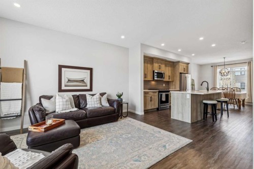 43 Willow Crescent, Okotoks, AB - Indoor