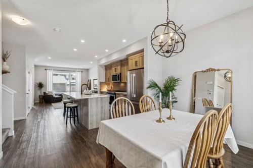43 Willow Crescent, Okotoks, AB - Indoor Photo Showing Dining Room