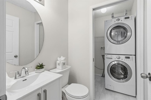 128 Valley Brook Circle Nw, Calgary, AB - Indoor Photo Showing Laundry Room