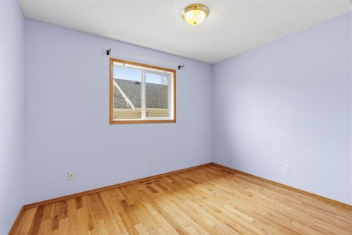 128 Valley Brook Circle Nw, Calgary, AB - Indoor Photo Showing Other Room
