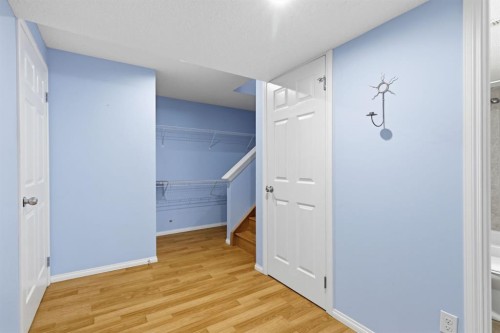 128 Valley Brook Circle Nw, Calgary, AB - Indoor Photo Showing Other Room