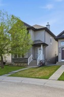 169 Cranberry Square SE Calgary, AB T3M 1J6