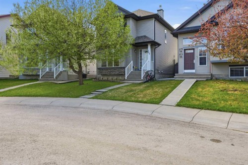 169 Cranberry Square Se, Calgary, AB - Outdoor With Facade