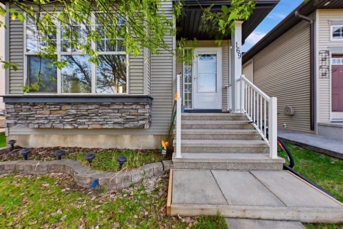 169 Cranberry Square Se, Calgary, AB - Outdoor