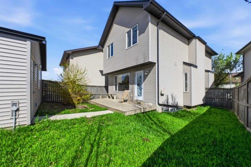 169 Cranberry Square Se, Calgary, AB - Outdoor With Exterior