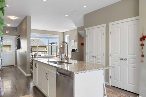 7 Masters Square Se, Calgary, AB - Indoor Photo Showing Kitchen With Double Sink With Upgraded Kitchen