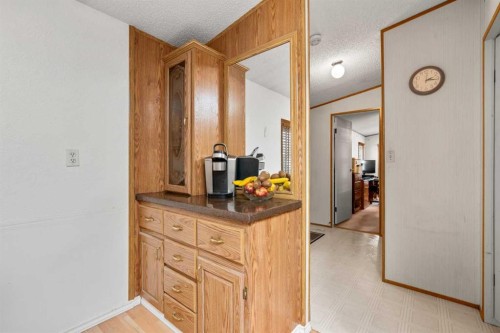 254 Erin Woods Circle Se, Calgary, AB - Indoor Photo Showing Other Room