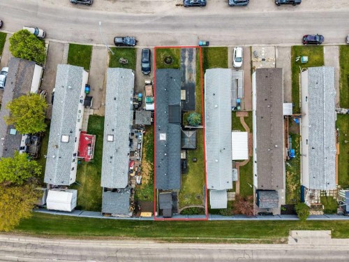 254 Erin Woods Circle Se, Calgary, AB - Outdoor