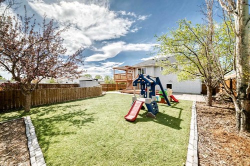 26 Green Meadow Drive, Strathmore, AB - Outdoor