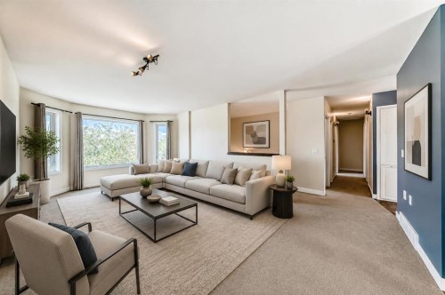 26 Green Meadow Drive, Strathmore, AB - Indoor Photo Showing Living Room