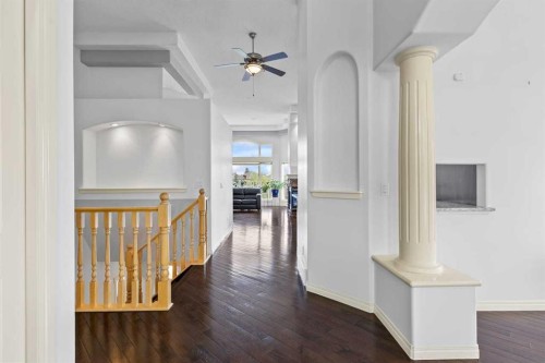 72 Strathlea Place Sw, Calgary, AB - Indoor Photo Showing Other Room