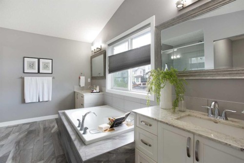 342 Hillcrest Circle Sw, Airdrie, AB 