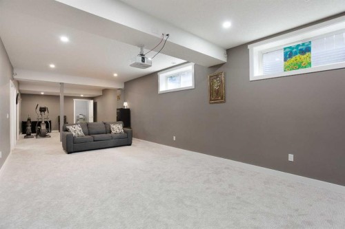 342 Hillcrest Circle Sw, Airdrie, AB 