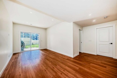 39 Sage Bluff Mews Nw, Calgary, AB - Indoor Photo Showing Other Room
