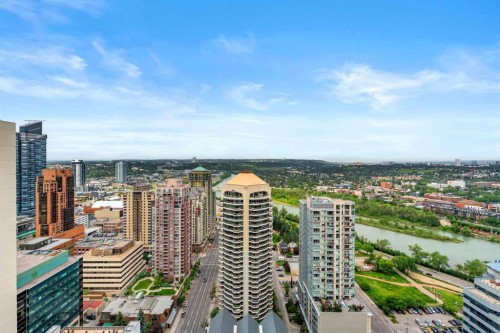 3202-930 6 Avenue Sw, Calgary, AB - Outdoor With View