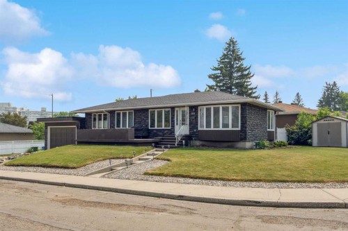 25 Manor Road Sw, Calgary, AB - Outdoor