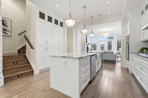 2109 20 Avenue Sw, Calgary, AB - Indoor Photo Showing Kitchen With Upgraded Kitchen