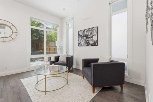 2109 20 Avenue Sw, Calgary, AB - Indoor