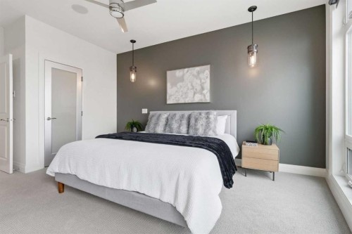 2109 20 Avenue Sw, Calgary, AB - Indoor Photo Showing Bedroom