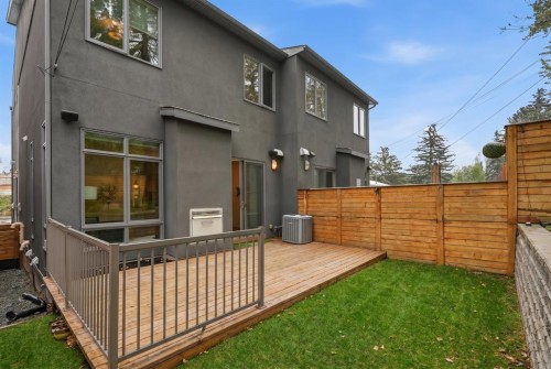 2109 20 Avenue Sw, Calgary, AB - Outdoor With Exterior