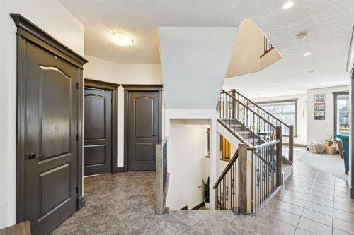 957 Coopers Drive Sw, Airdrie, AB - Indoor Photo Showing Other Room