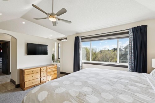 957 Coopers Drive Sw, Airdrie, AB - Indoor Photo Showing Bedroom