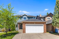 90 Royal Highland Road NW Calgary, AB T3G 4Y4