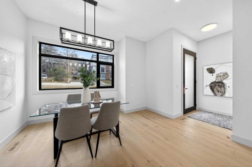 5239 22 Avenue Nw, Calgary, AB - Indoor Photo Showing Dining Room