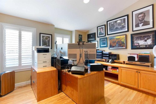 5028 Vanstone Crescent Nw, Calgary, AB 