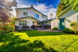 5028 Vanstone Crescent NW Calgary, AB T3A 0V9