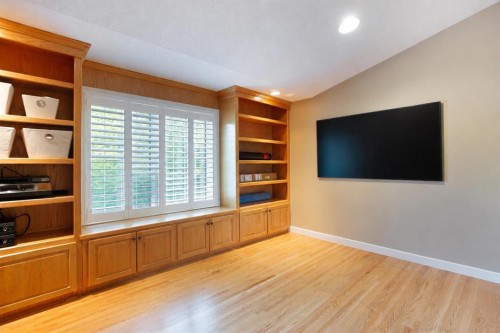 5028 Vanstone Crescent Nw, Calgary, AB 