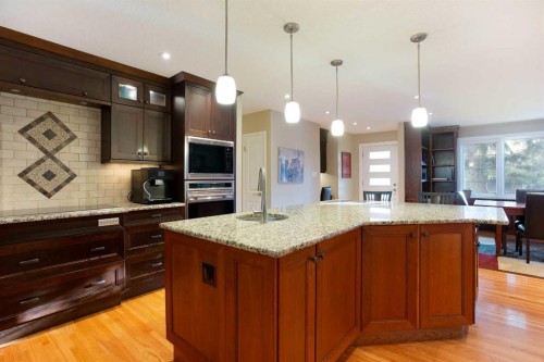 5028 Vanstone Crescent Nw, Calgary, AB 
