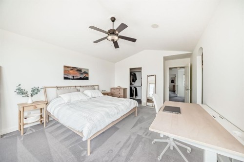 35 Sunset View, Cochrane, AB - Indoor Photo Showing Bedroom